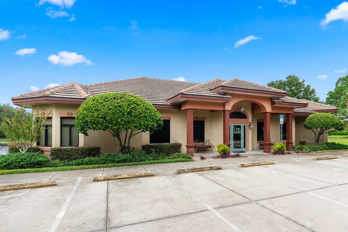 Jean Chang-Lowe, DDS dental office exterior in Daytona Beach, Florida